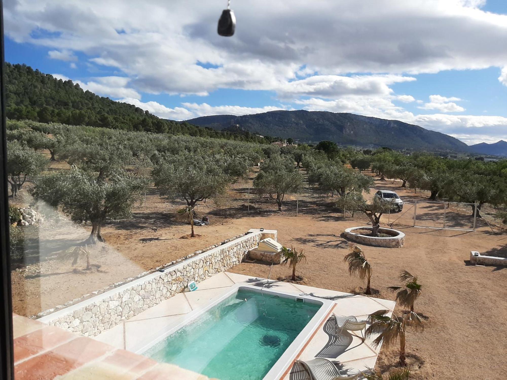 Casita Del Embalse Con Encanto Biar Εξωτερικό φωτογραφία