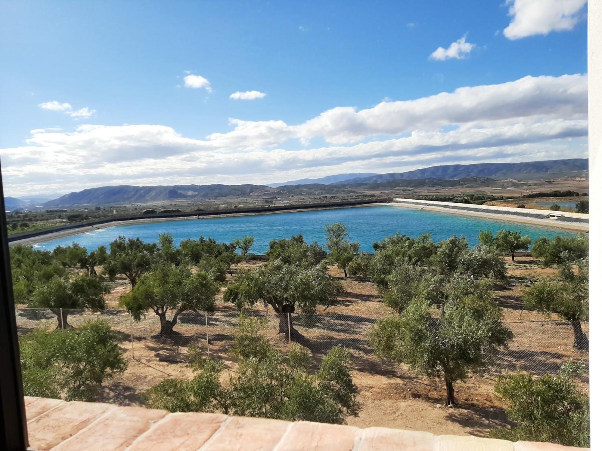 Casita Del Embalse Con Encanto Biar Εξωτερικό φωτογραφία